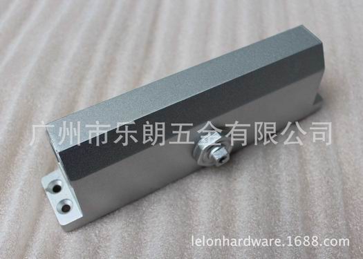 90度定位闭门器哪家好？